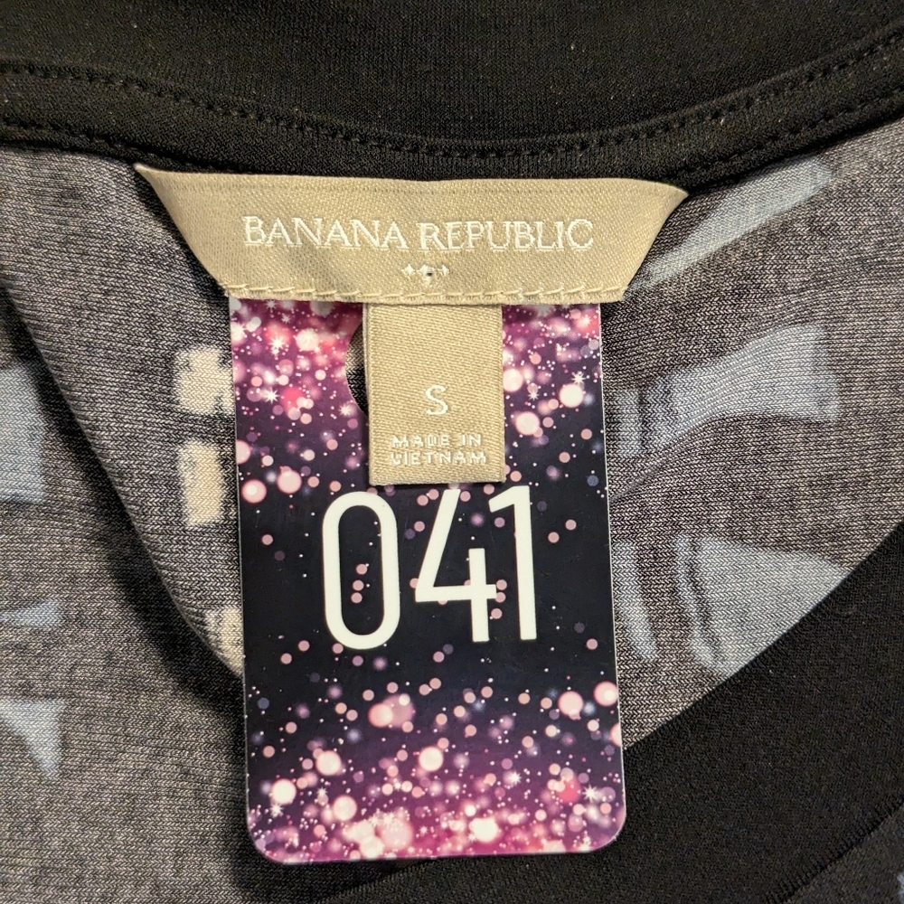 5/$25 Banana Republic Long Sleeve Black, Blue and Beige Dress - Picture 7 of 7
